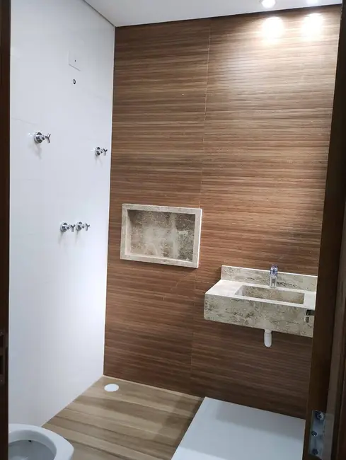 Foto 5 de Casa com 4 quartos à venda, 166m2 em Alves Dias, Sao Bernardo Do Campo - SP