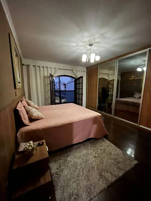 Foto 9 de Casa com 3 quartos à venda, 243m2 em Nova Gerty, Sao Caetano Do Sul - SP
