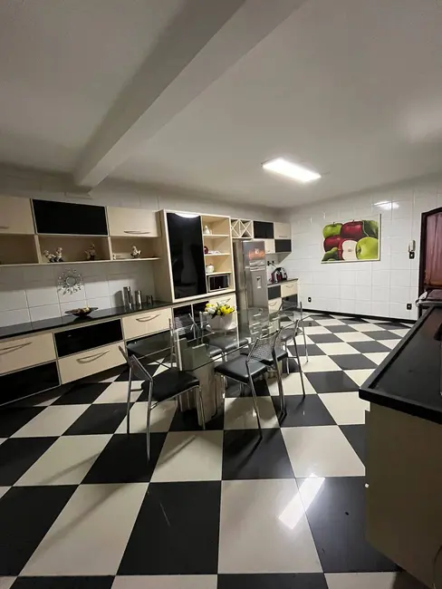 Foto 4 de Casa com 3 quartos à venda, 243m2 em Nova Gerty, Sao Caetano Do Sul - SP