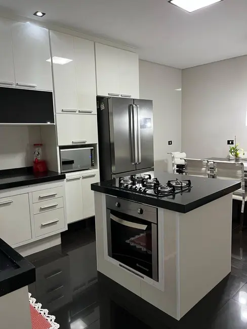 Casa com 3 quartos à venda, 210m2 em Jardim Bom Pastor, Santo Andre - SP - imagem 1 Foto 1 de Casa com 3 quartos à venda, 210m2 em Jardim Bom Pastor, Santo Andre - SP