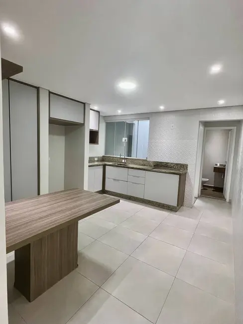 Casa com 3 quartos à venda, 160m2 em Vila Bela Vista, Santo Andre - SP - imagem 1 Foto 1 de Casa com 3 quartos à venda, 160m2 em Vila Bela Vista, Santo Andre - SP