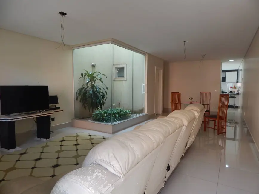 Foto 8 de Casa com 3 quartos à venda, 245m2 em Santa Terezinha, Sao Bernardo Do Campo - SP