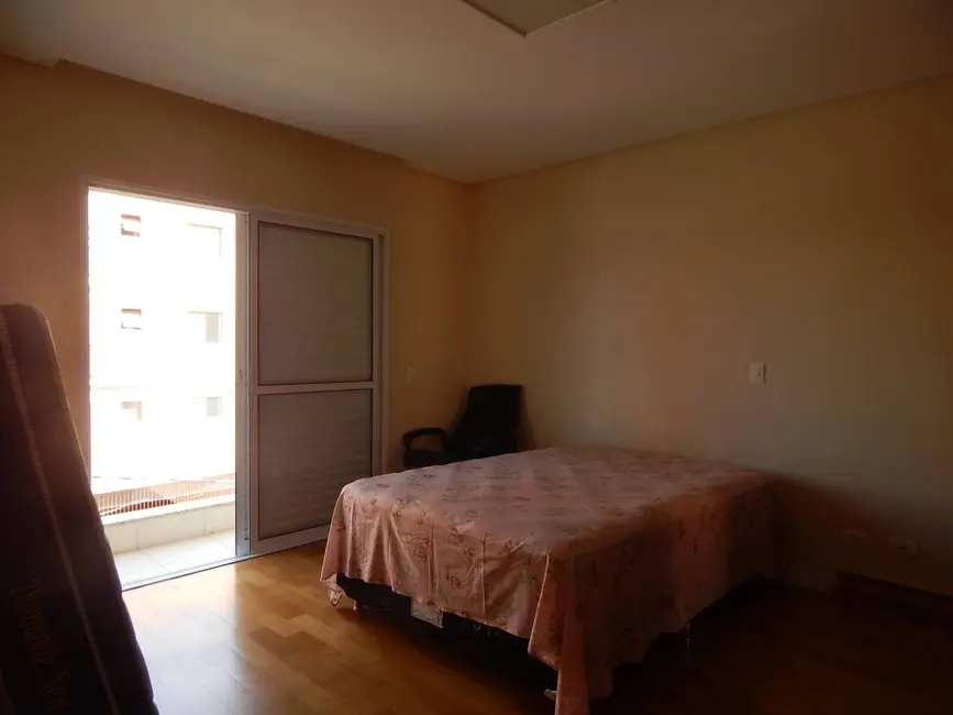 Foto 5 de Casa com 3 quartos à venda, 245m2 em Santa Terezinha, Sao Bernardo Do Campo - SP