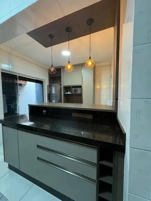 Foto 1 de Casa com 3 quartos à venda, 200m2 em Jardim Las Vegas, Santo Andre - SP