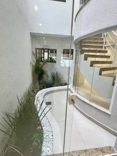 Foto 3 de Casa com 3 quartos à venda, 210m2 em Parque das Nações, Santo Andre - SP