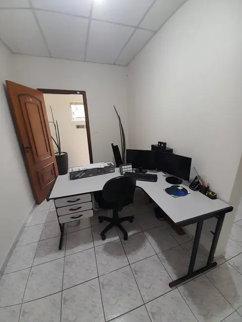 Foto 2 de Sobrado com 8 quartos à venda, 226m2 em Baeta Neves, Sao Bernardo Do Campo - SP