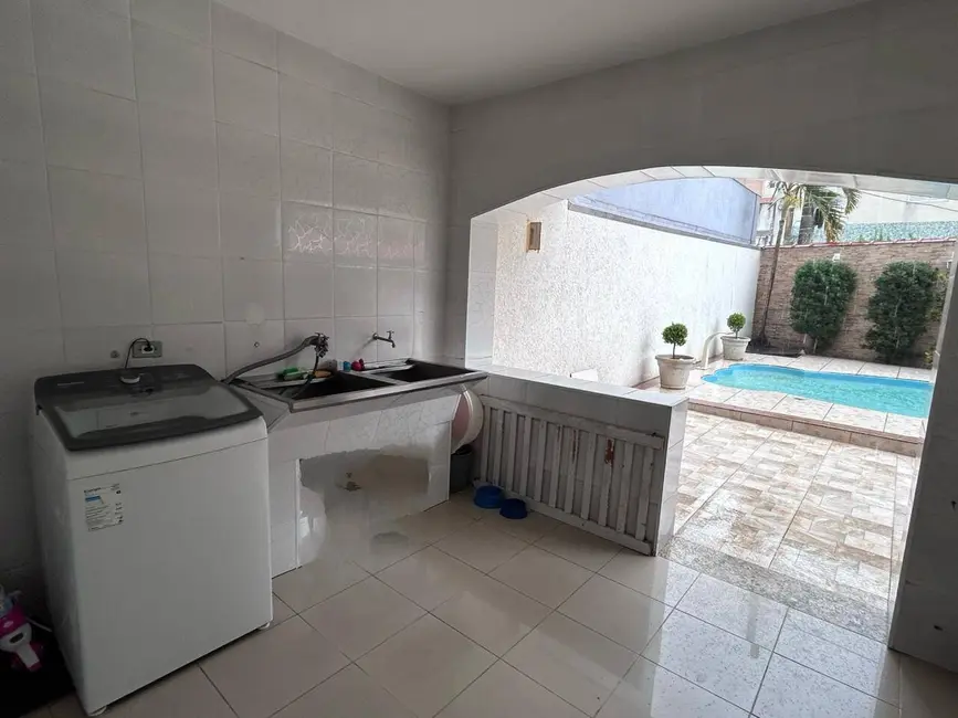 Casa com 4 quartos à venda, 250m2 em Vila Humaitá, Santo Andre - SP - imagem 6 Foto 6 de Casa com 4 quartos à venda, 250m2 em Vila Humaitá, Santo Andre - SP