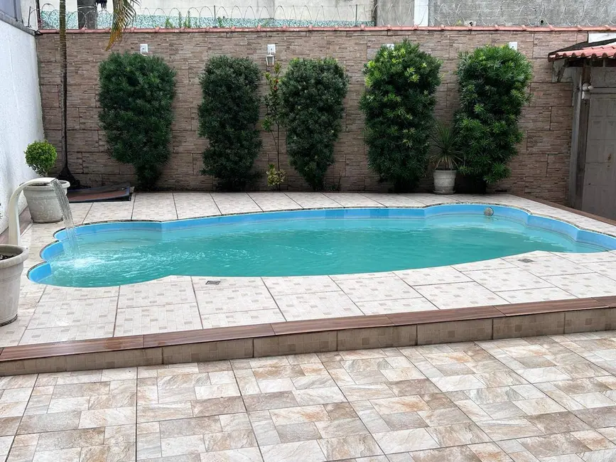 Casa com 4 quartos à venda, 250m2 em Vila Humaitá, Santo Andre - SP - imagem 8 Foto 8 de Casa com 4 quartos à venda, 250m2 em Vila Humaitá, Santo Andre - SP