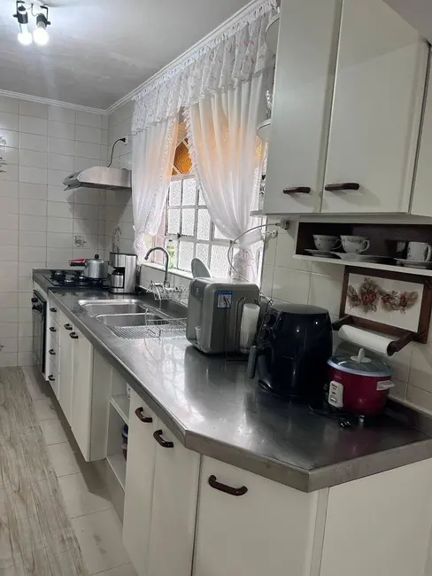Casa com 4 quartos à venda, 250m2 em Vila Humaitá, Santo Andre - SP - imagem 4 Foto 4 de Casa com 4 quartos à venda, 250m2 em Vila Humaitá, Santo Andre - SP