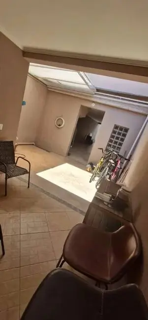 Sobrado com 3 quartos à venda, 190m2 em Rudge Ramos, Sao Bernardo Do Campo - SP - imagem 5 Foto 5 de Sobrado com 3 quartos à venda, 190m2 em Rudge Ramos, Sao Bernardo Do Campo - SP