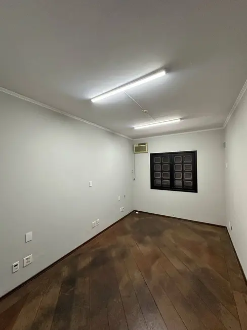 Foto 5 de Casa com 6 quartos à venda, 214m2 em Jardim do Mar, Sao Bernardo Do Campo - SP