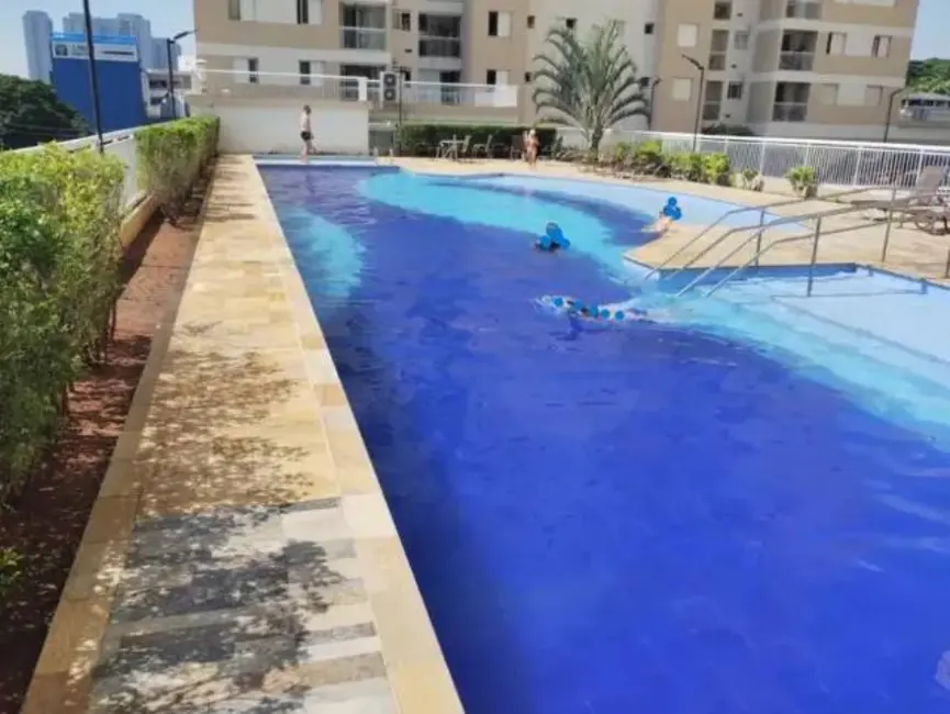 Foto 2 de Apartamento com 2 quartos à venda, 52m2 em Piraporinha, Diadema - SP