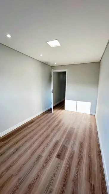 Foto 2 de Sobrado com 3 quartos à venda, 192m2 em Vila Camilópolis, Santo Andre - SP