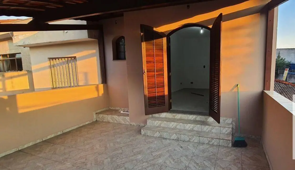 Foto 1 de Casa com 4 quartos à venda, 187m2 em Planalto, Sao Bernardo Do Campo - SP