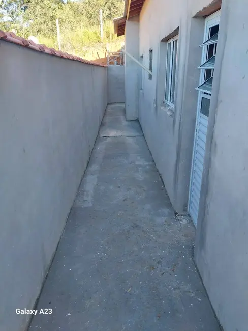 Casa com 3 quartos à venda, 70m2 em Pinhalzinho - SP - imagem 4 Foto 4 de Casa com 3 quartos à venda, 70m2 em Pinhalzinho - SP