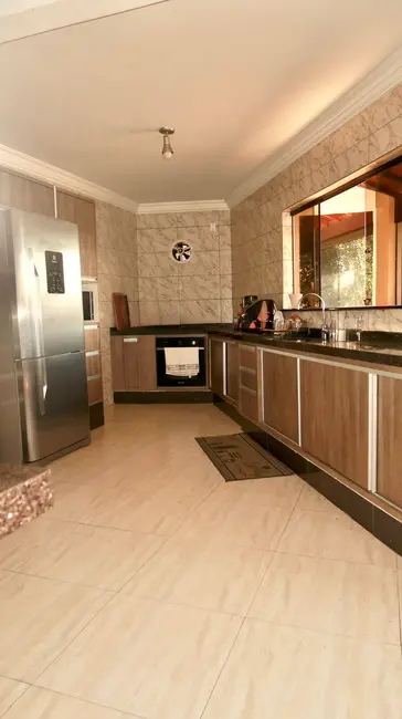 Foto 3 de Casa com 3 quartos à venda, 700m2 em Vila Metalúrgica, Santo Andre - SP