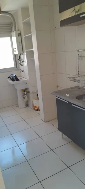 Foto 3 de Apartamento com 2 quartos à venda, 45m2 em Canhema, Diadema - SP