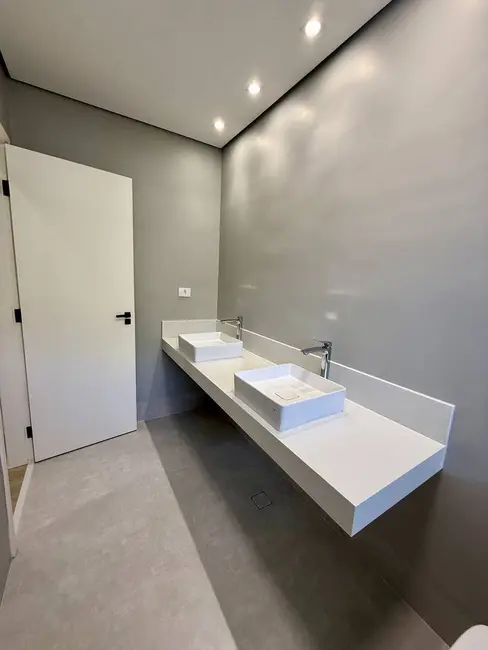 Casa com 3 quartos à venda, 263m2 em Jardim do Mar, Sao Bernardo Do Campo - SP - imagem 9 Foto 9 de Casa com 3 quartos à venda, 263m2 em Jardim do Mar, Sao Bernardo Do Campo - SP