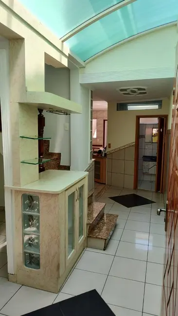 Casa com 3 quartos à venda, 183m2 em Nova Petrópolis, Sao Bernardo Do Campo - SP - imagem 5 Foto 5 de Casa com 3 quartos à venda, 183m2 em Nova Petrópolis, Sao Bernardo Do Campo - SP