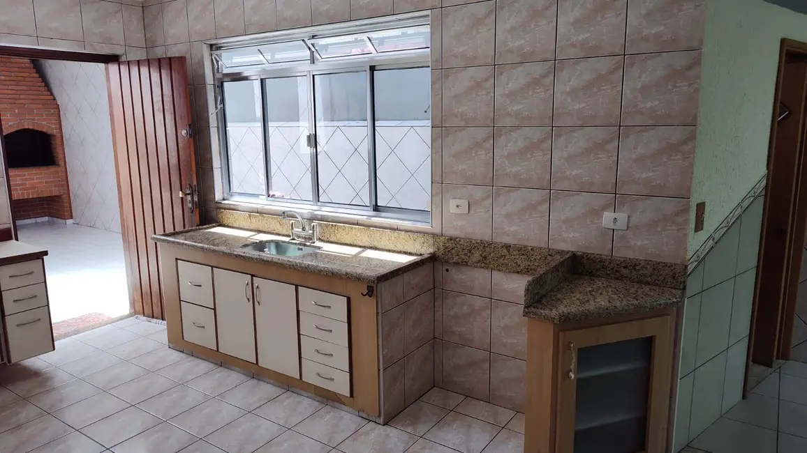 Casa com 3 quartos à venda, 183m2 em Nova Petrópolis, Sao Bernardo Do Campo - SP - imagem 2 Foto 2 de Casa com 3 quartos à venda, 183m2 em Nova Petrópolis, Sao Bernardo Do Campo - SP