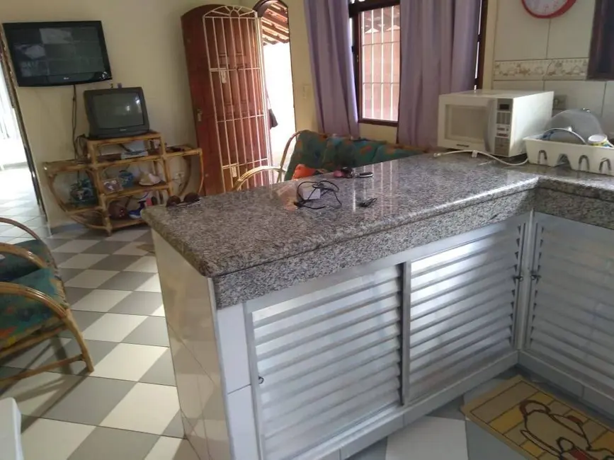 Foto 4 de Casa com 2 quartos à venda, 113m2 em Itanhaem - SP