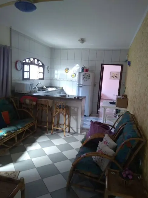 Foto 1 de Casa com 2 quartos à venda, 113m2 em Itanhaem - SP