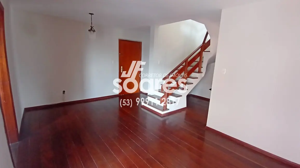 Foto 2 de Apartamento com 3 quartos à venda, 191m2 em Centro, Pelotas - RS