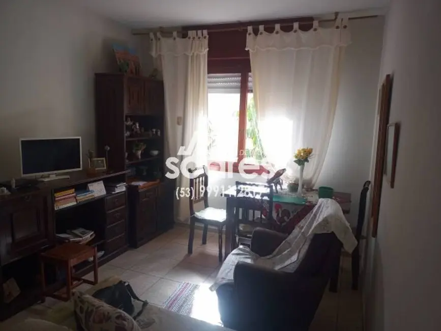 Foto 2 de Apartamento com 2 quartos à venda, 74m2 em Areal, Pelotas - RS