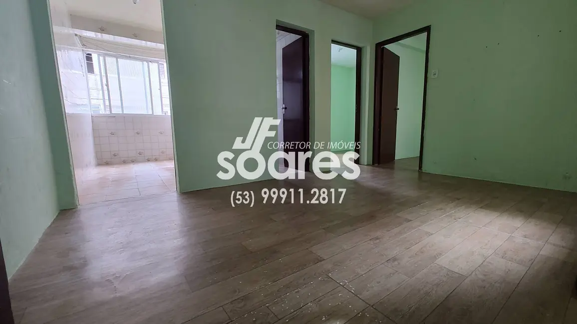 Foto 1 de Apartamento com 2 quartos à venda, 41m2 em Fragata, Pelotas - RS