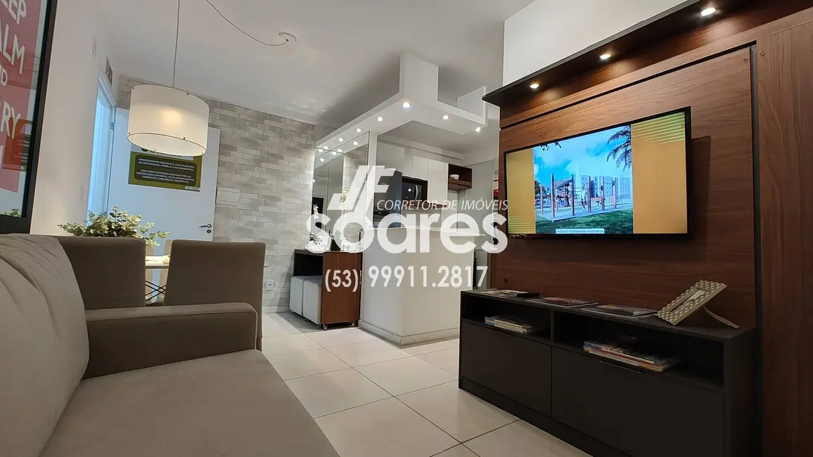 Foto 1 de Apartamento com 2 quartos à venda, 45m2 em Fragata, Pelotas - RS