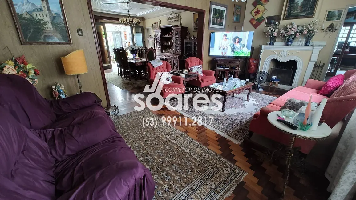 Foto 1 de Casa com 5 quartos à venda e para alugar, 620m2 em Centro, Pelotas - RS