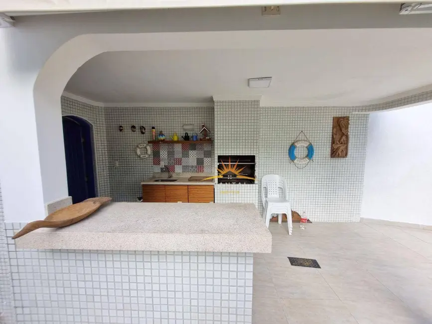 Casa com 3 quartos à venda, 432m2 em Guaruja - SP - imagem 6 Foto 6 de Casa com 3 quartos à venda, 432m2 em Guaruja - SP