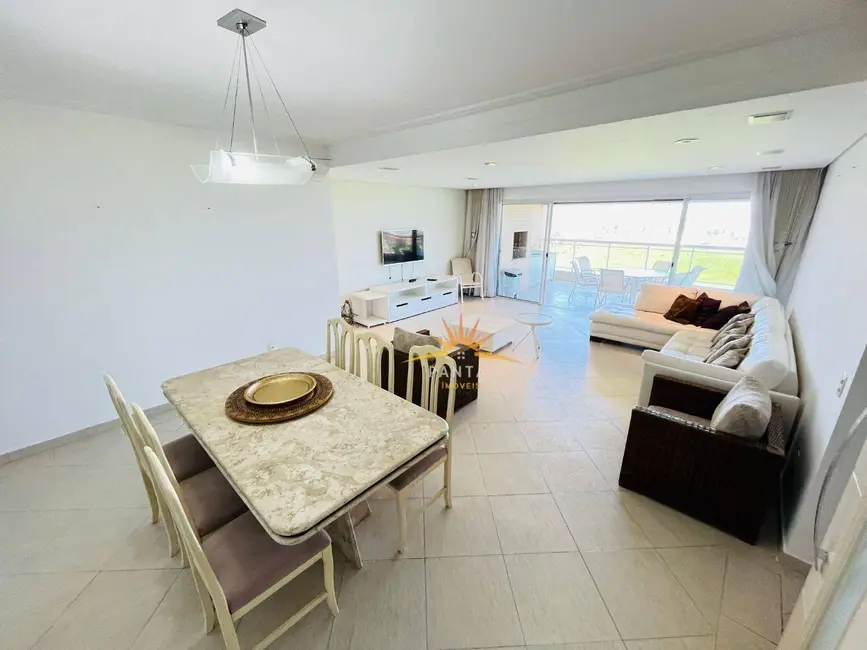 Foto 7 de Apartamento com 4 quartos à venda, 211m2 em Guaruja - SP