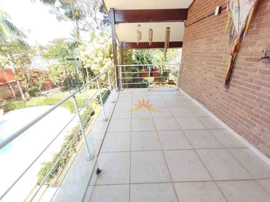 Casa com 6 quartos à venda, 900m2 em Jardim Virgínia, Guaruja - SP - imagem 6 Foto 6 de Casa com 6 quartos à venda, 900m2 em Jardim Virgínia, Guaruja - SP