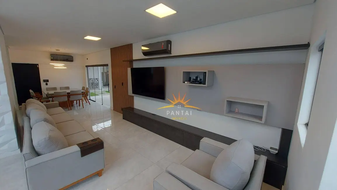 Foto 9 de Casa com 4 quartos à venda, 331m2 em Jardim Virgínia, Guaruja - SP