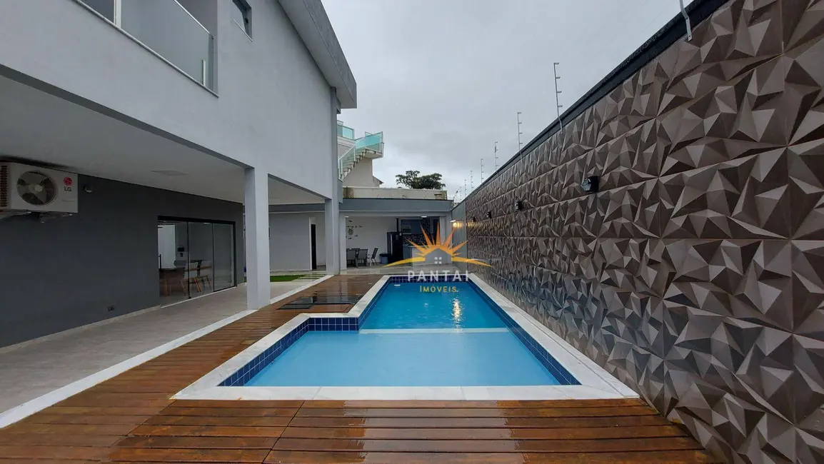 Foto 5 de Casa com 4 quartos à venda, 331m2 em Jardim Virgínia, Guaruja - SP