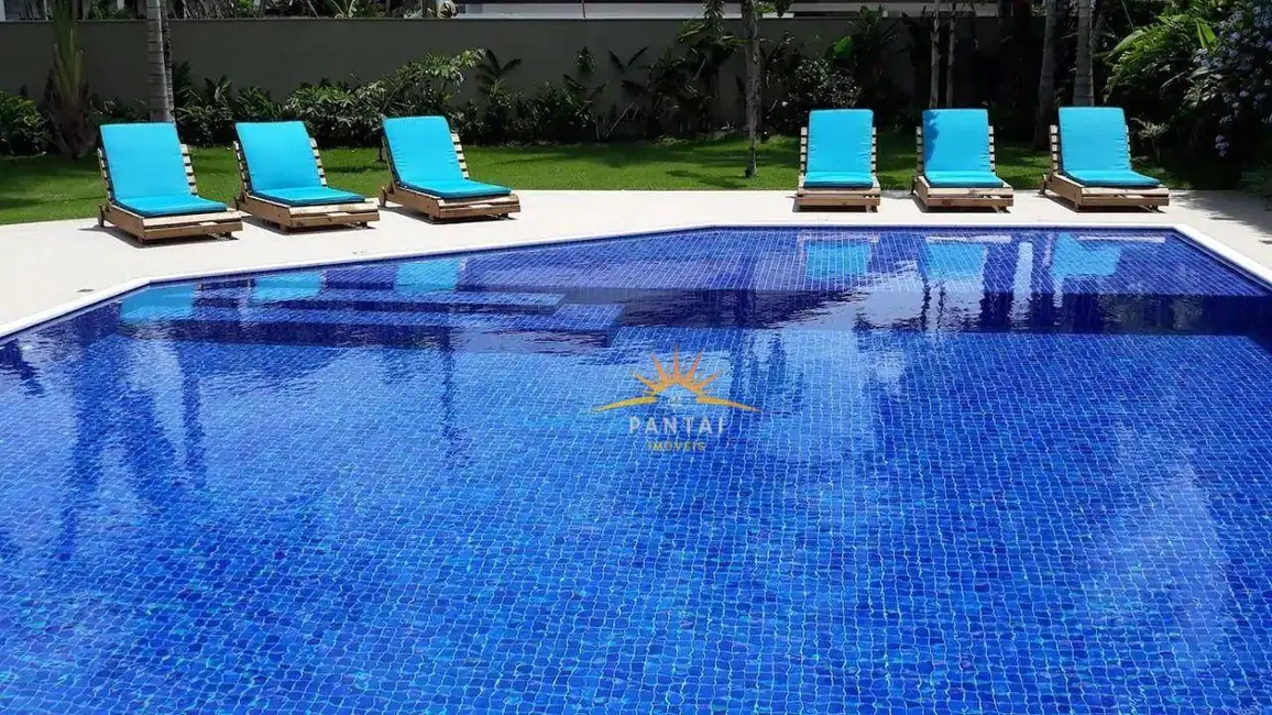 Casa com 6 quartos à venda, 1182m2 em Acapulco, Guaruja - SP - imagem 3 Foto 3 de Casa com 6 quartos à venda, 1182m2 em Acapulco, Guaruja - SP