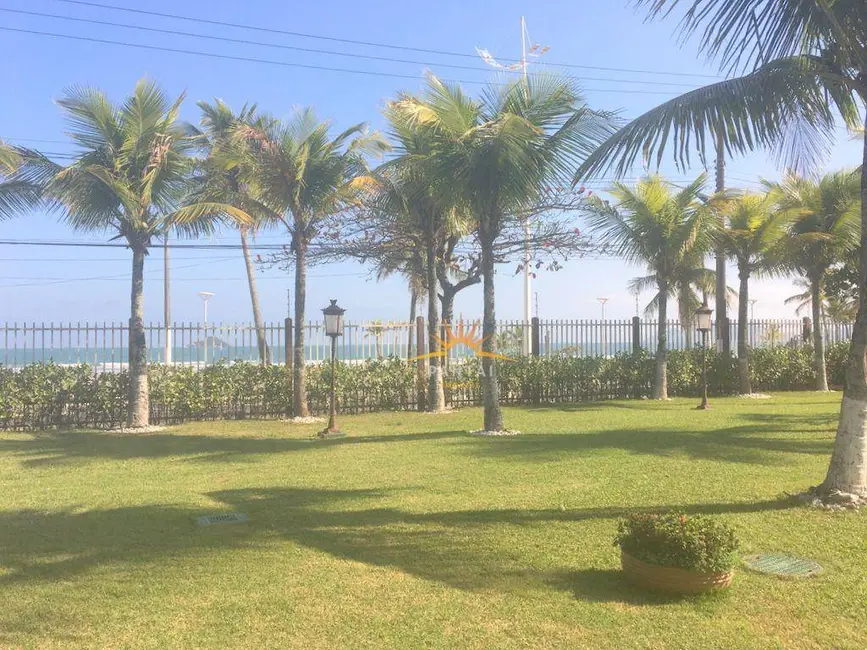 Foto 3 de Casa com 10 quartos à venda, 2600m2 em Jardim Tejereba, Guaruja - SP