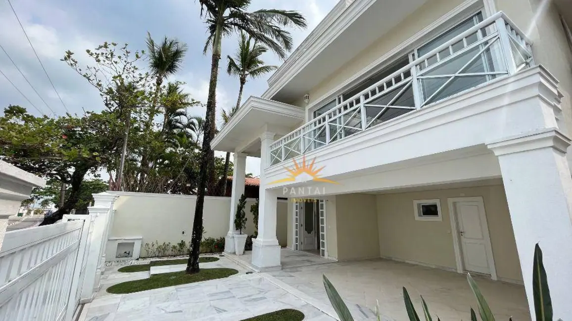 Foto 1 de Casa com 7 quartos à venda, 1500m2 em Jardim Três Marias, Guaruja - SP