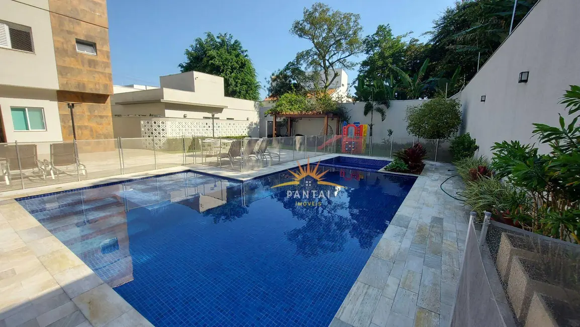 Casa com 5 quartos à venda, 638m2 em Jardim Três Marias, Guaruja - SP - imagem 2 Foto 2 de Casa com 5 quartos à venda, 638m2 em Jardim Três Marias, Guaruja - SP