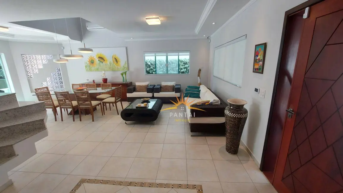 Casa com 5 quartos à venda, 638m2 em Jardim Três Marias, Guaruja - SP - imagem 6 Foto 6 de Casa com 5 quartos à venda, 638m2 em Jardim Três Marias, Guaruja - SP