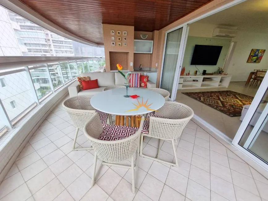 Apartamento com 4 quartos à venda, 171m2 em Guaruja - SP - imagem 2 Foto 2 de Apartamento com 4 quartos à venda, 171m2 em Guaruja - SP
