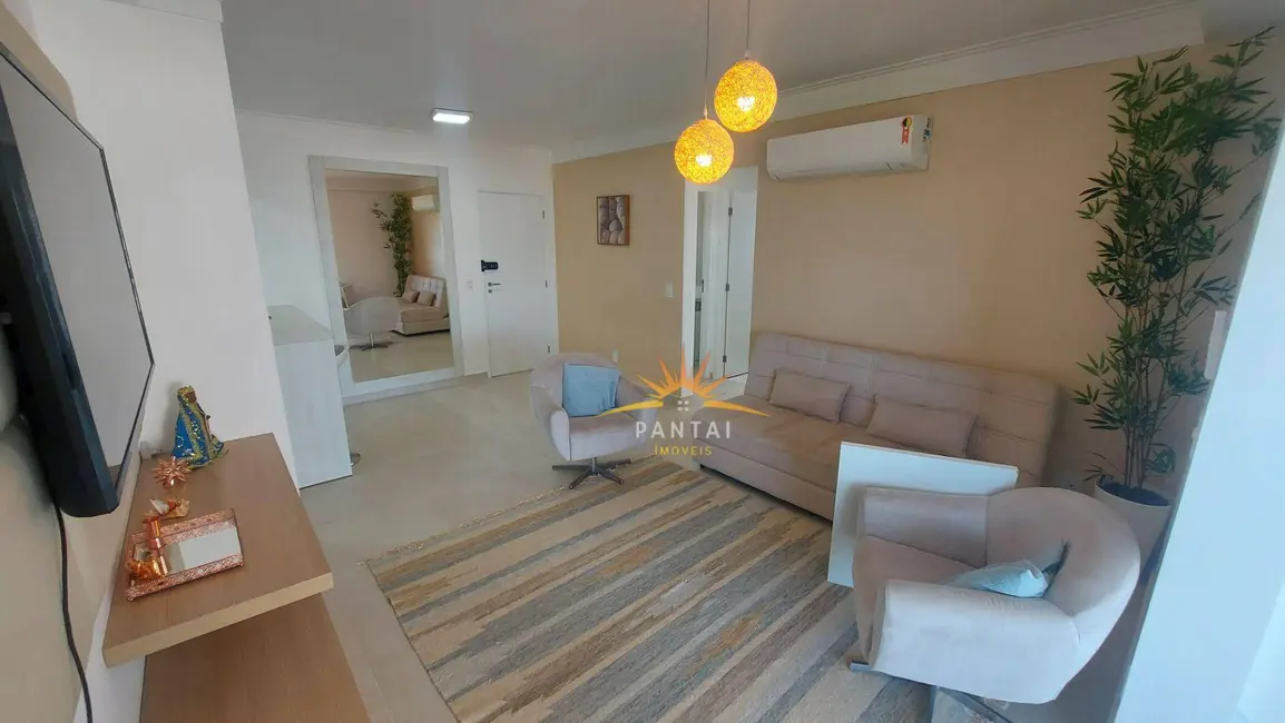 Foto 8 de Apartamento com 3 quartos à venda, 106m2 em Guaruja - SP