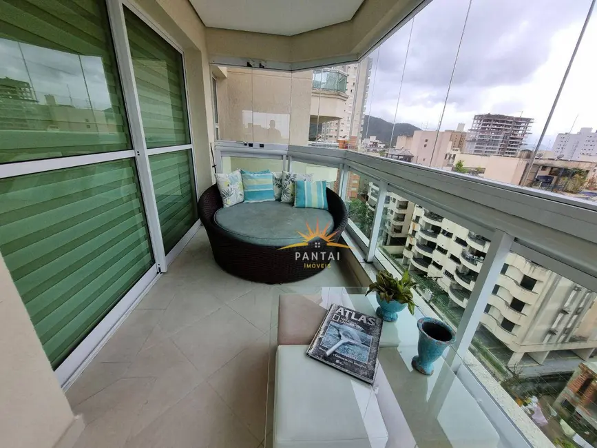 Foto 4 de Apartamento com 3 quartos à venda, 136m2 em Guaruja - SP