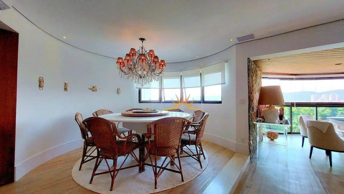 Foto 9 de Apartamento com 4 quartos à venda, 224m2 em Parque Enseada, Guaruja - SP