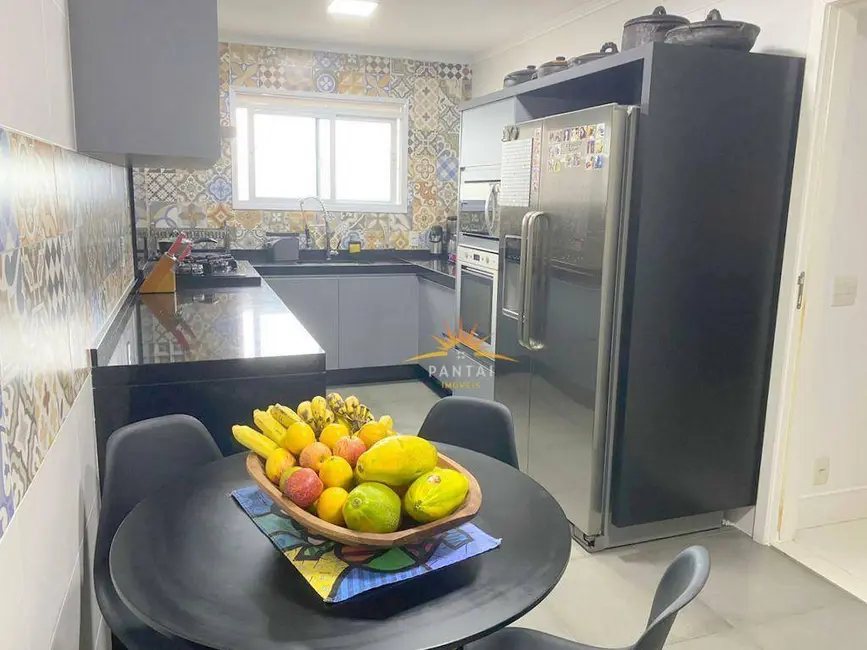 Foto 9 de Apartamento com 3 quartos à venda, 168m2 em Parque Enseada, Guaruja - SP