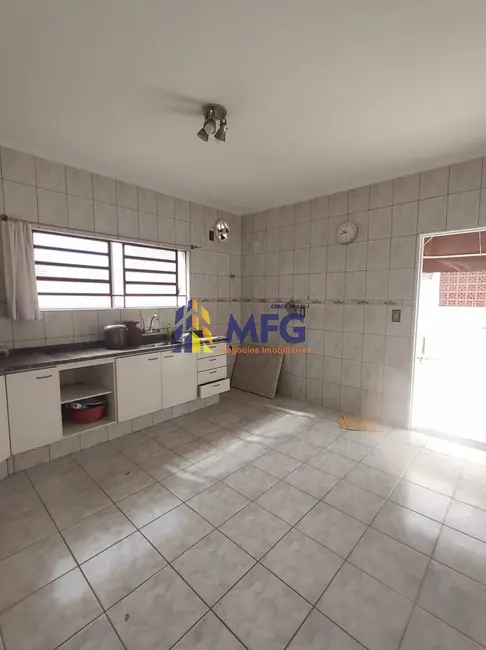 Foto 2 de Casa de Condomínio com 2 quartos à venda, 150m2 em Sorocaba - SP