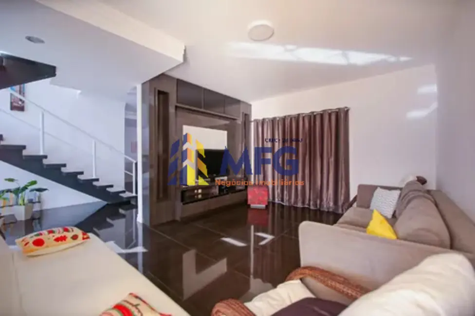 Foto 2 de Casa de Condomínio com 3 quartos à venda, 300m2 em Boituva - SP