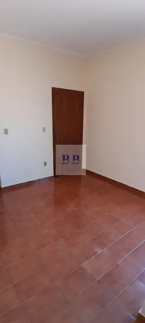 Foto 3 de Casa com 3 quartos à venda, 70m2 em Vila Rezende, Franca - SP