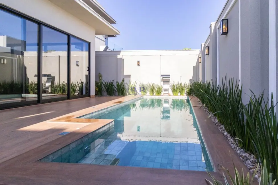 Foto 1 de Casa com 3 quartos à venda, 224m2 em Villa Piemonte II, Franca - SP